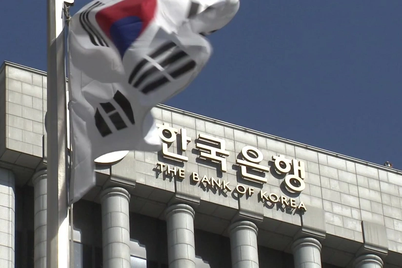 Bank of Korea raises base interest rate