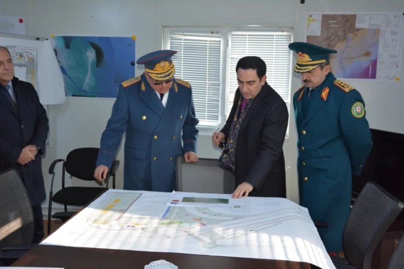 ​Dövlət Sərhəd Xidməti və Gömrük Komitəsinin başçıları yeni Bakı limanında mövcud vəziyyətlə tanış olublar
