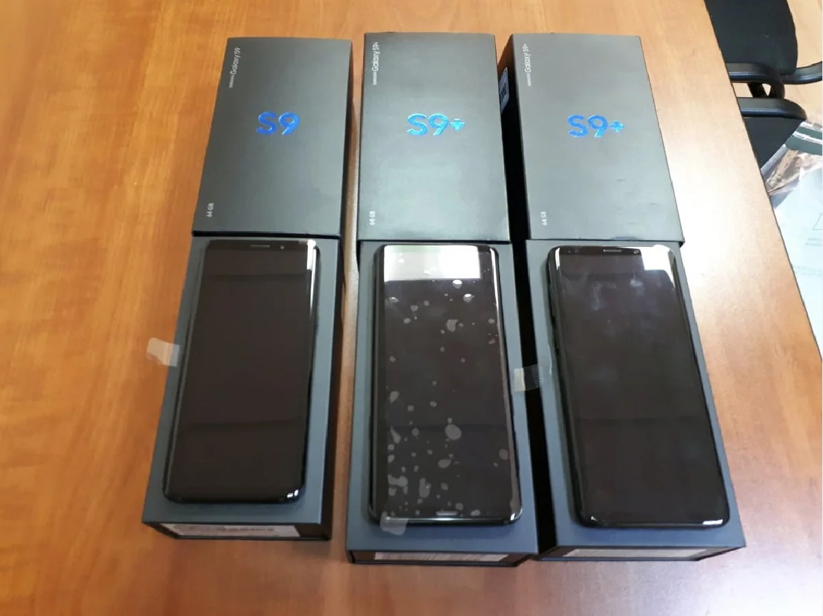 İrandan gələn Azərbaycan vətəndaşının ərzaq torbasından mobil telefonlar aşkarlanıb