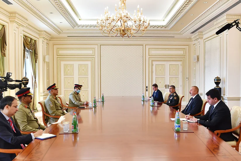 Ильхам Алиев принял командующего сухопутными войсками Пакистана - ОБНОВЛЕНО