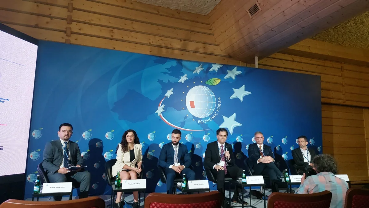 Polşada keçirilən konfransda İranın güney azərbaycanlılara qarşı repressiya siyasəti müzakirə olunub