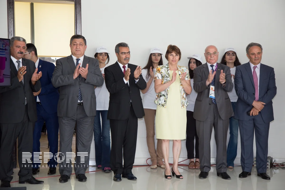 MOK VƏ KİVDF jurnalistləri mükafatlandırıb