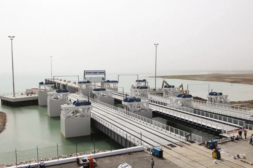 Bakı Limanının köçürülməsinə başlanılıb