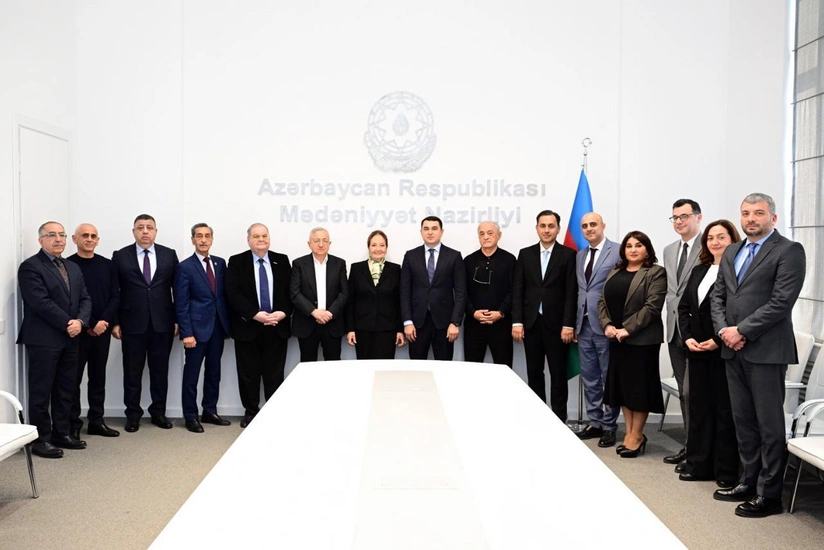 Mədəniyyət Nazirliyində Şəfiqə Məmmədova ilə görüş keçirilib, ona Fəxri fərman təqdim edilib