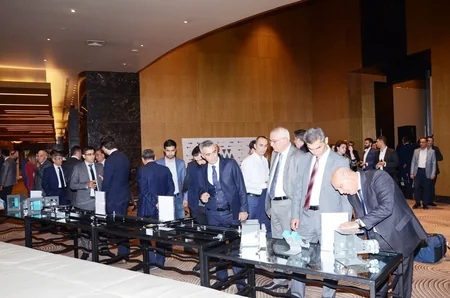 Bakıya 458 yeni lift gətirilib