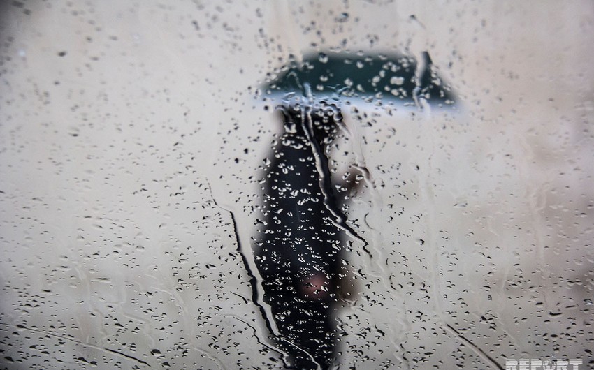 Bazar günü havanın temperaturu aşağı düşəcək, şimşək çaxacaq, yağış yağacaq