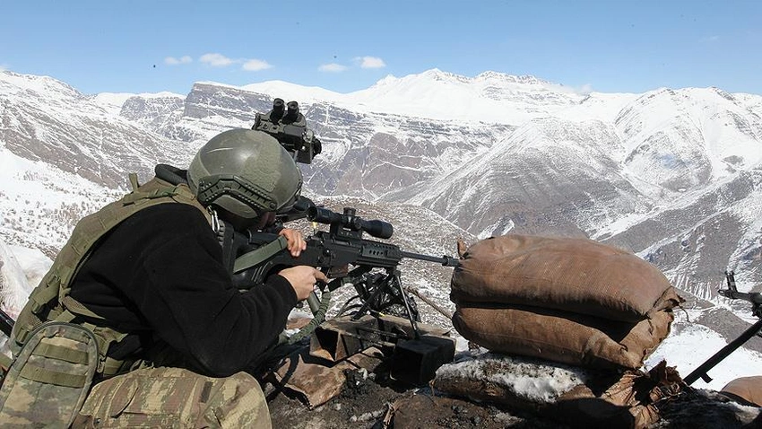 Son həftə ərzində Türkiyədə terrorçu təşkilatlara işləməkdə şübhəli bilinən 999 nəfər saxlanılıb