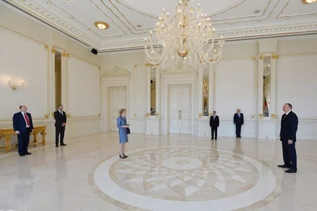 President Ilham Aliyev receives credentials of incoming British Ambassador