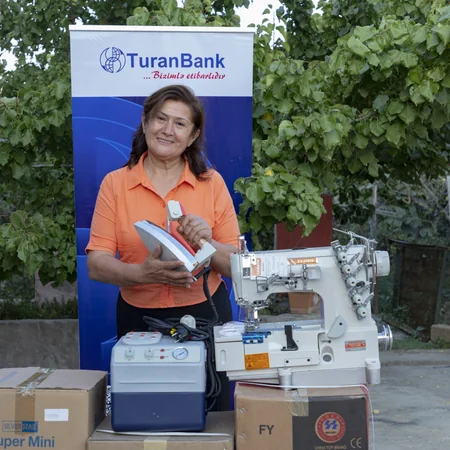 “TuranBank” özünüməşğulluq proqramına dəstək olmağa davam edir