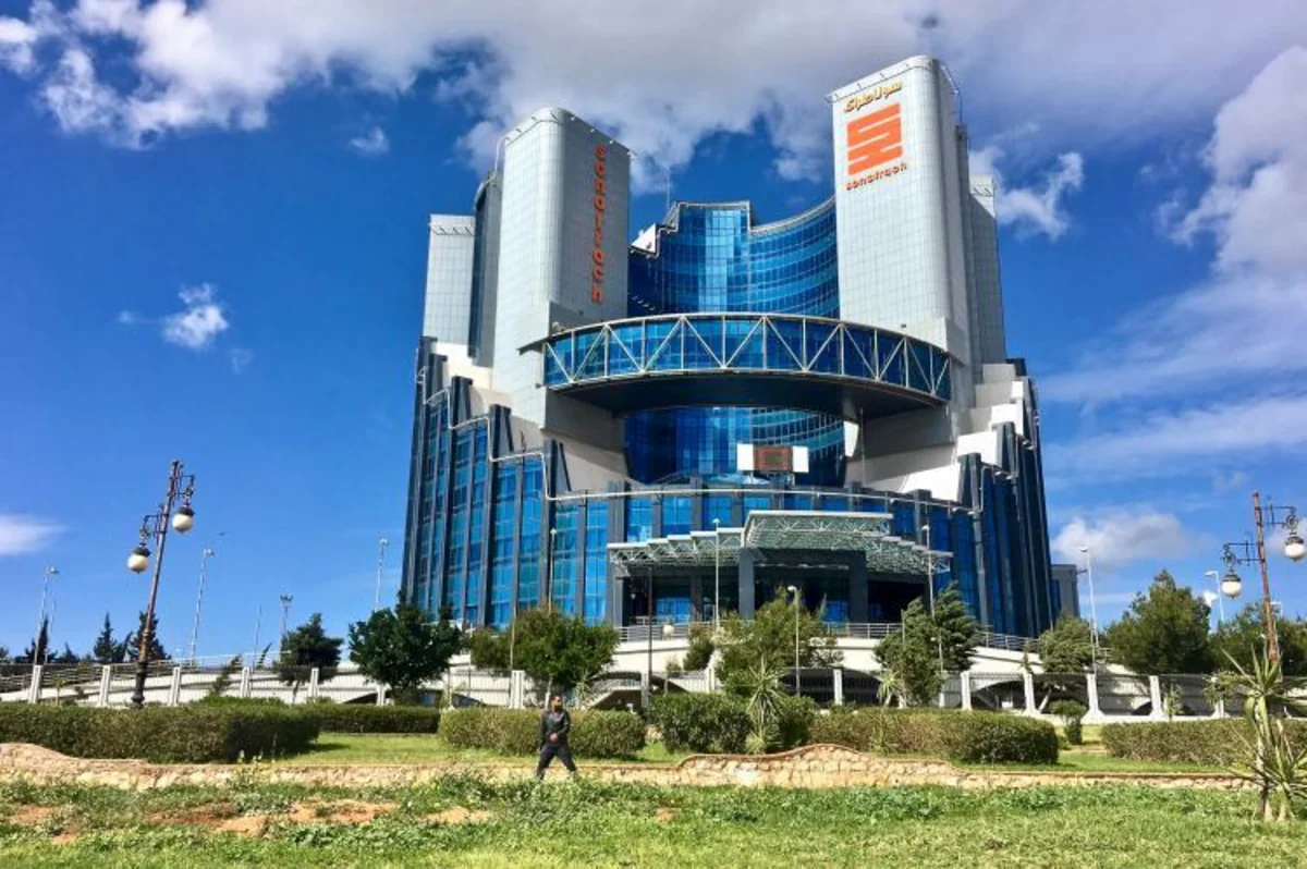 Алжирская Sonatrach заявила о планах вложить $50 млрд в развитие нефтегазовой отрасли