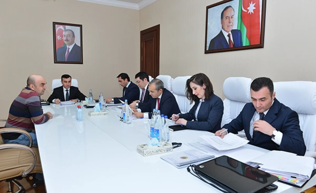 Vergilər naziri Qubada vətəndaşları qəbul edib