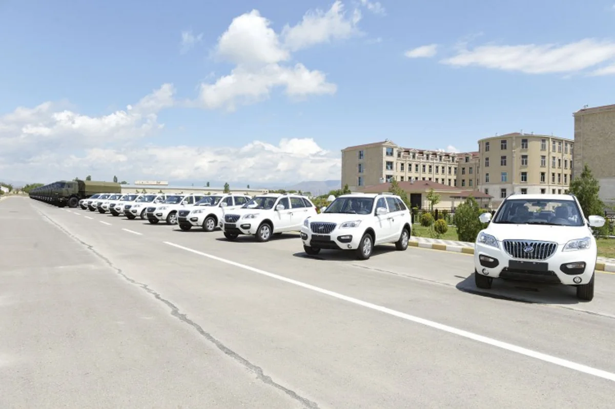 Naxçıvanda orduya verilən avtomobillərin sayı açıqlanıb