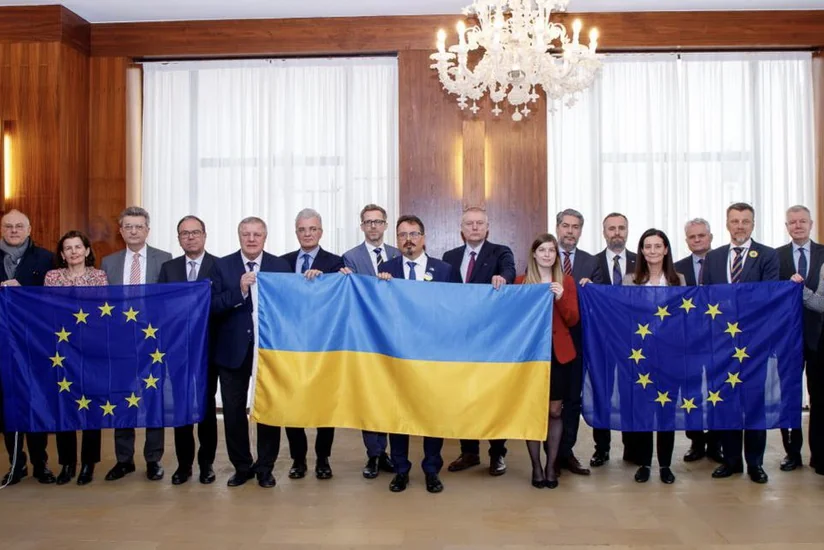 Послы ЕС в Азербайджане выразили поддержку Украине в годовщину конфликта