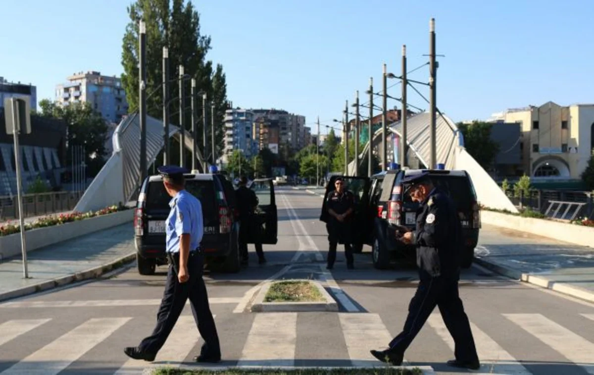 Russian journalist detained in Kosovo