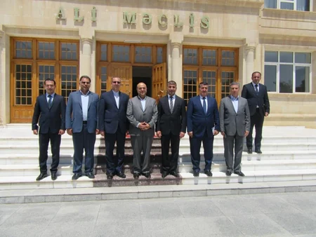 İranlı iş adamları Naxçıvanın iqtisadi və sərmayə imkanları ilə tanış olublar