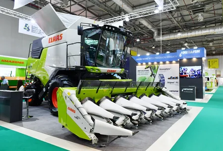 Президент и первая леди ознакомились с XVI выставкой Caspian Agro и XXVIII выставкой InterFood Azerbaijan