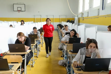 Müəllimlərin işə qəbulu üzrə müsabiqənin test imtahanı mərhələsi başlayıb - YENİLƏNİB