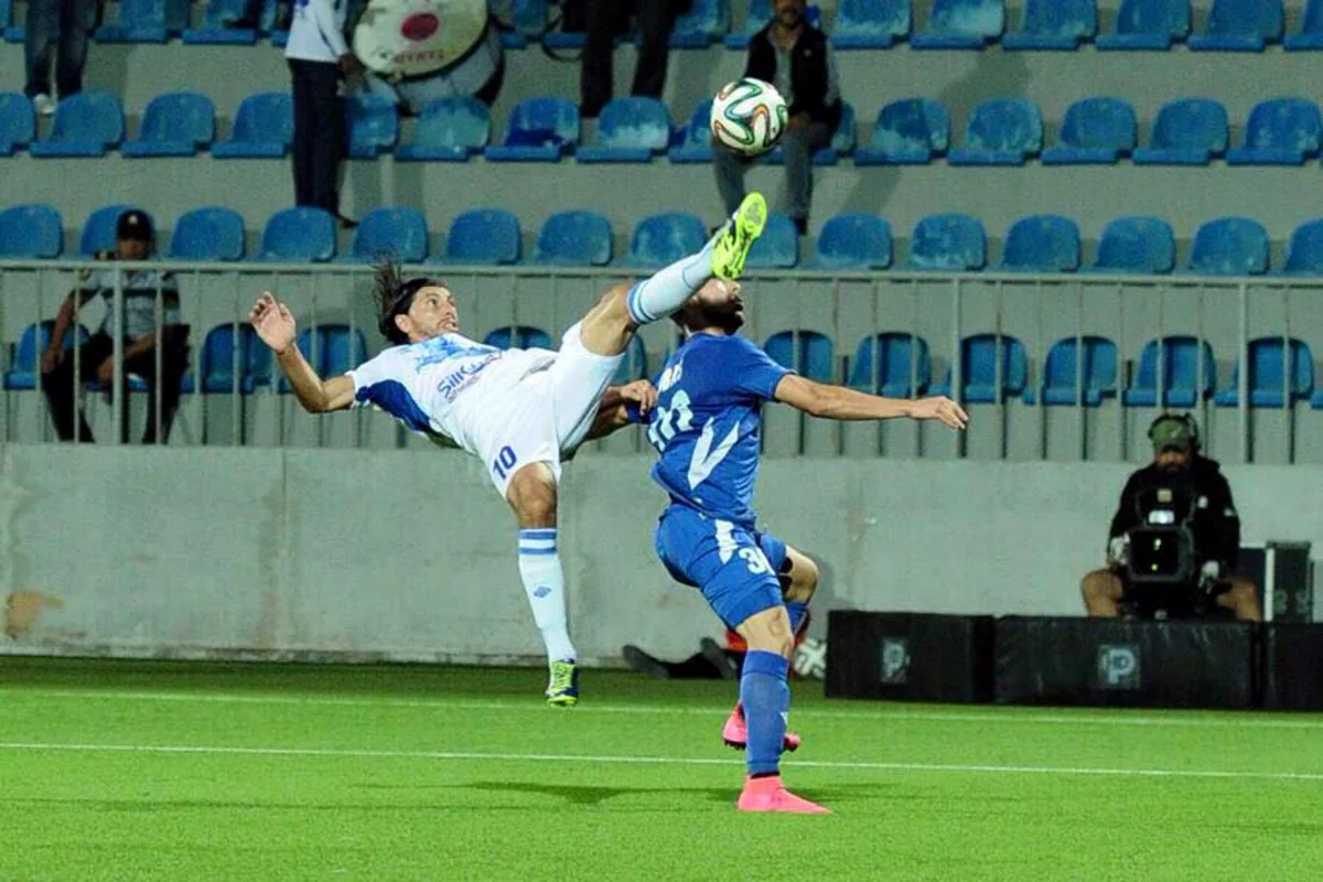 ​AZAL-ın futbolçusu qeyri-adi qol vurub - VİDEO