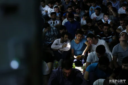 Bakıda Ramazan ayının ilk Qədr gecəsi qeyd olunub - FOTOREPORTAJ