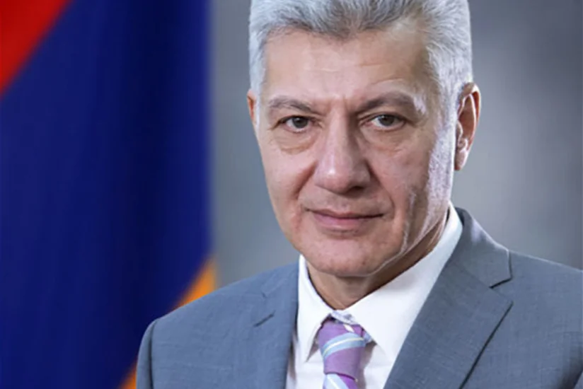 Paşinyan nazir müavinini işdən çıxardı