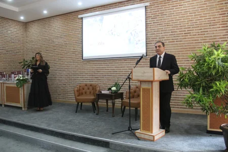 “Gəncə memarlıq salnaməsi kitabının təqdimatı keçirilib