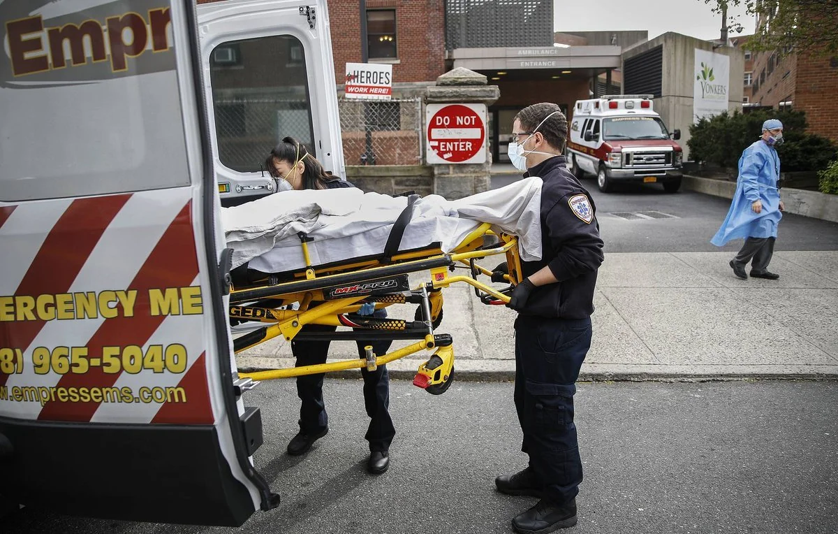 Nyu-Yorkda bir gündə koronavirusdan yüzlərlə insan öldü