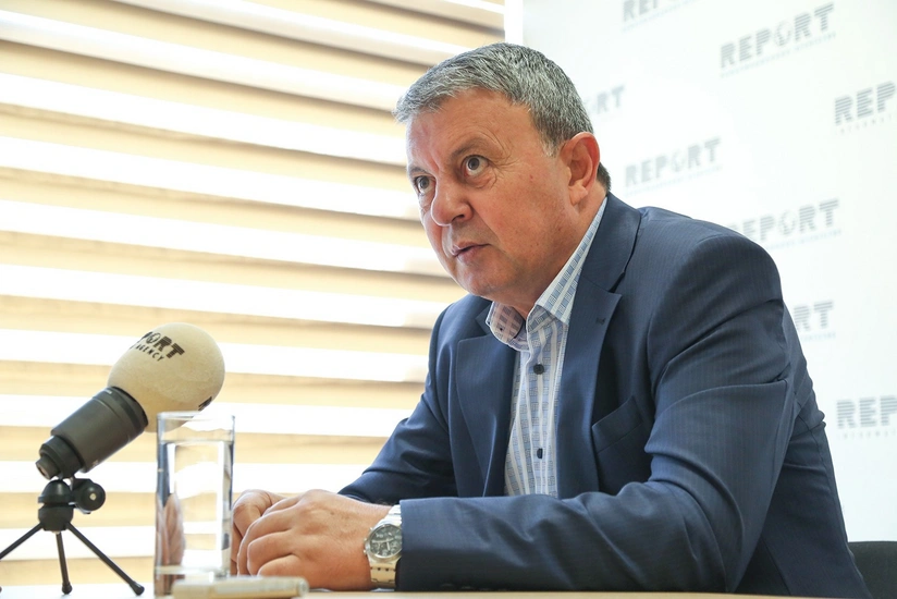 Elxan Elatlı: “Detektiv deyilən bir janrda heç vaxt yazmamışam” - MÜSAHİBƏ