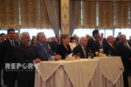 ​Gülüstan sarayında Neftçilər günü münasibətilə bayram tədbiri keçirilib
