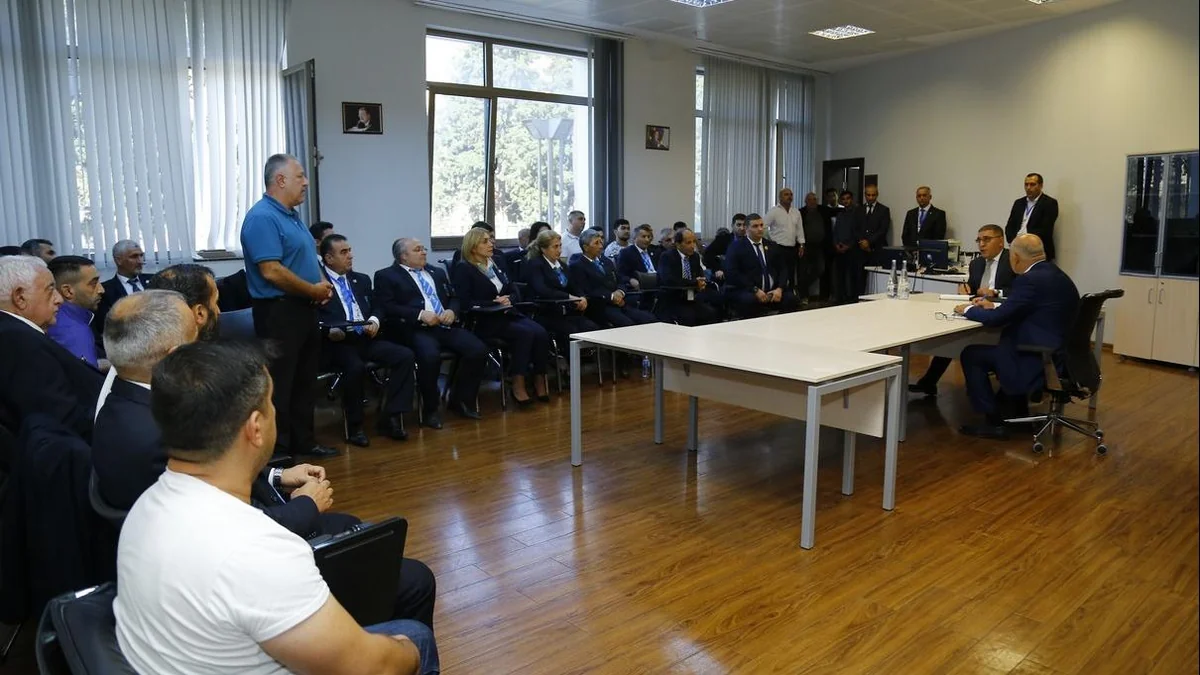 Federasiya prezidenti ağırlıqqaldırma ictimaiyyətinin nümayəndələri ilə görüşüb
