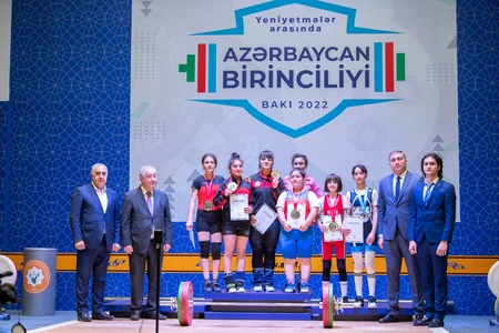 Azərbaycan birinciliyində növbəti qaliblər müəyyənləşib