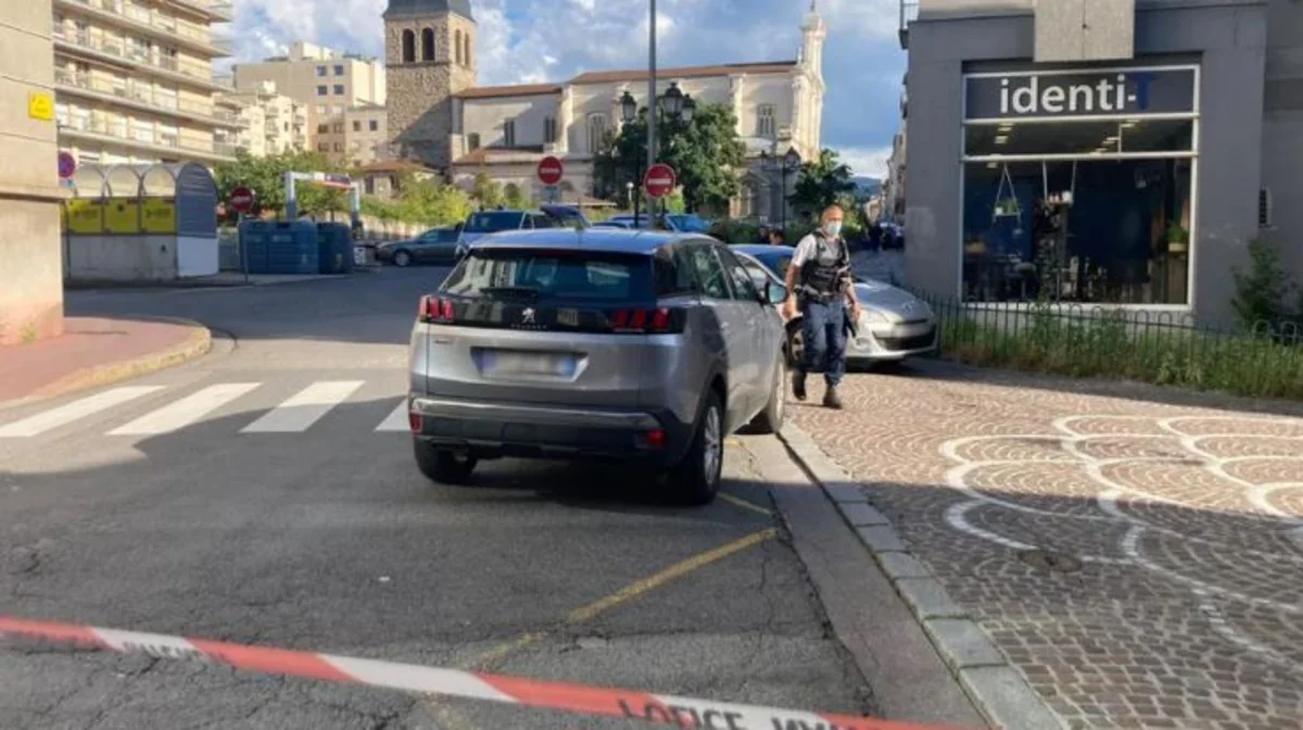 Fransada polislərlə şübhəli şəxs arasında atışma olub, yaralanan var
