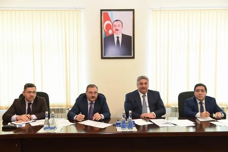 Gənclər QHT yaratmaq üçün nazirə müraciət edib