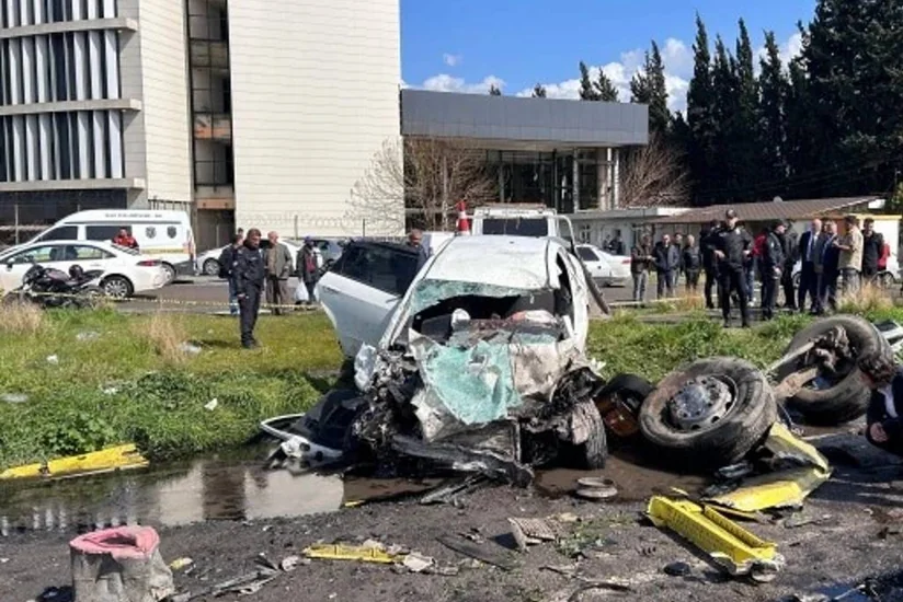 Türkiyədə bir ailənin 6 üzvü avtomobil qəzasında ölüb