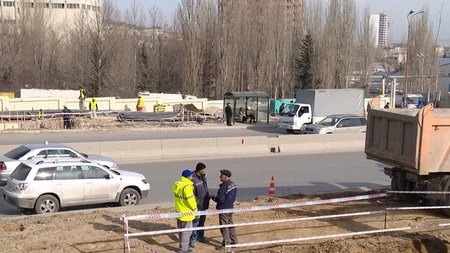 Sulutəpə qəsəbəsində yerüstü piyada keçidi inşa olunur - VİDEO