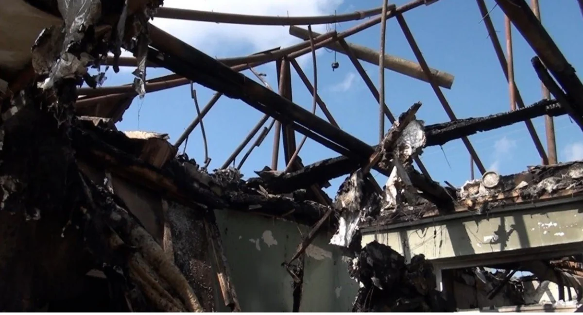 Sabirabadda 4 otaqlı ev əşyaları ilə birgə yanıb