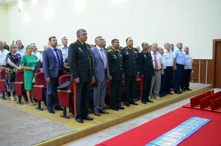 Bakı Ali Ümumqoşun Komandirləri Məktəbinin məzunlarının ənənəvi görüşü keçirilib - FOTO