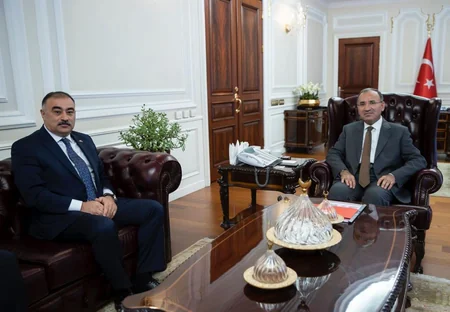 Azerbaijani envoy meets Turkish minister of justice