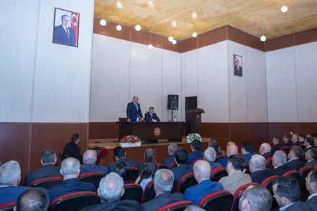 Qobustanda toxumçuluqla bağlı müşavirə keçirilib