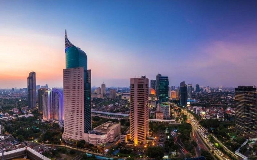 İndoneziyada paytaxtın köçürülməsi dayandırıldı