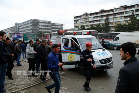 Bakı sakini intihara cəhd edib - FOTO
