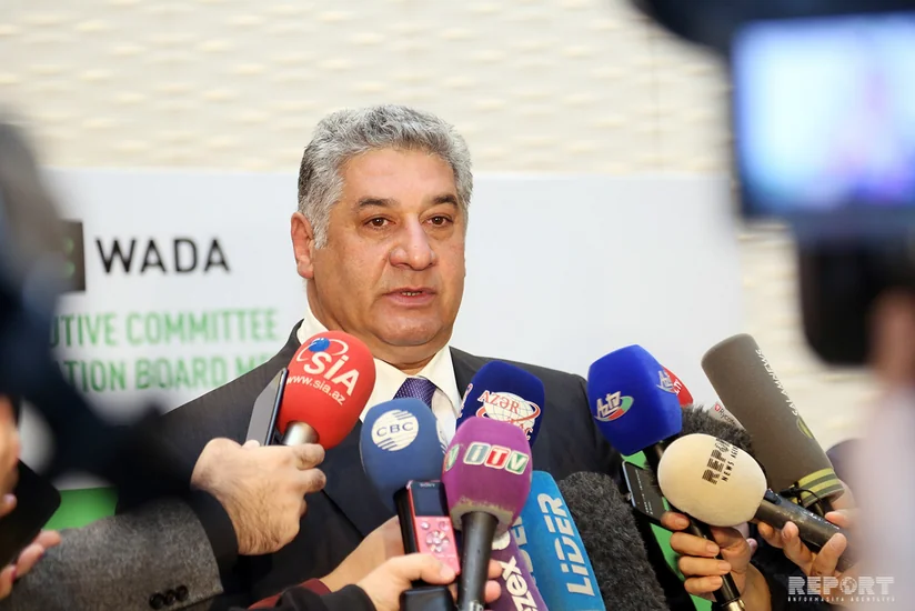 Azad Rəhimov: İdmançılarla bağlı böyük mübahisələr baş verir