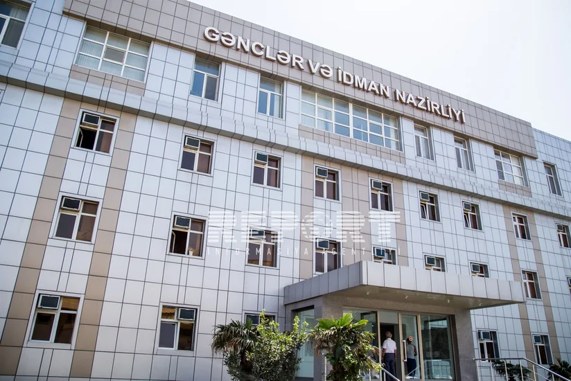 ​Gənclər və İdman Nazirliyinin 35 yaşlı məmuru dünyasını dəyişib - FOTO