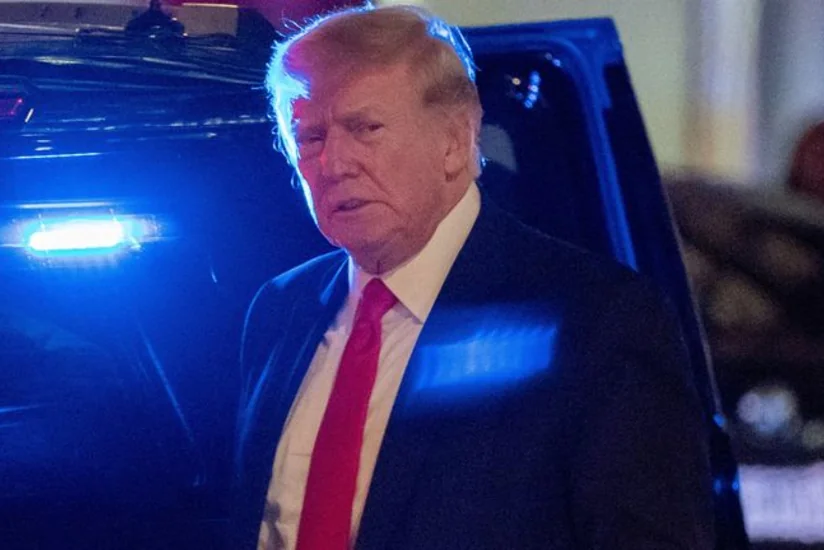 Трамп заявил о готовности добровольно отдать документы ФБР