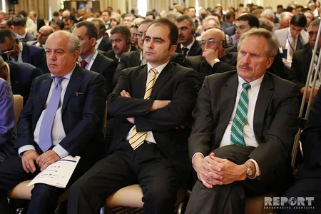 ​Bakıda beynəlxalq neft-qaz konfransı başlayıb