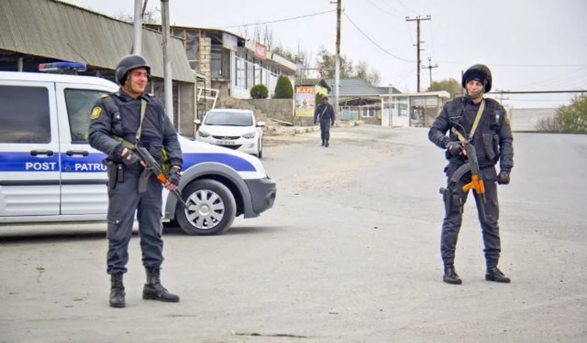 Prezident İlham Əliyev “Polis haqqında” qanuna dəyişikliyi təsdiqləyib