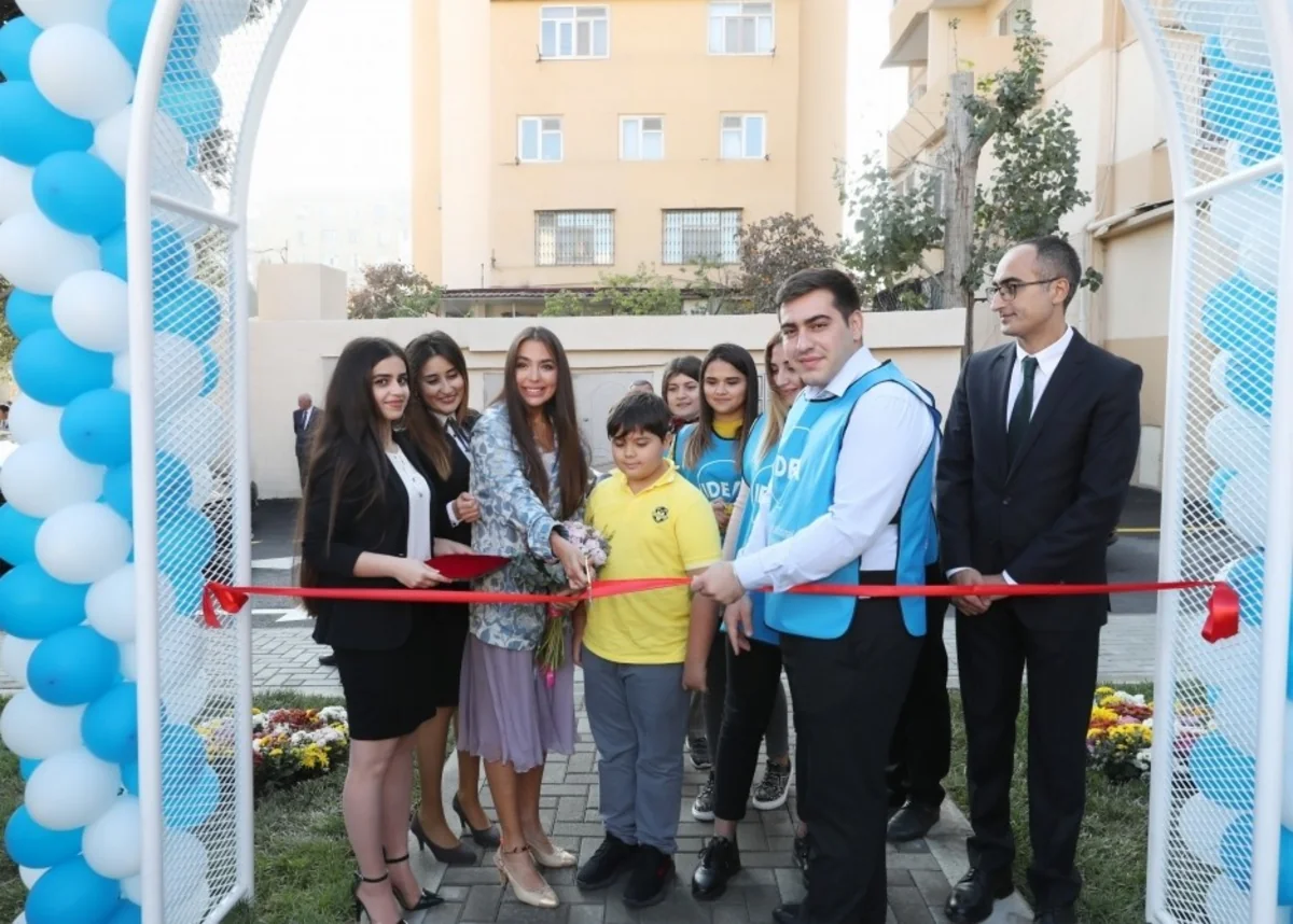 Bizim həyət layihəsi çərçivəsində abadlaşdırılan növbəti həyət istifadəyə verilib - FOTO