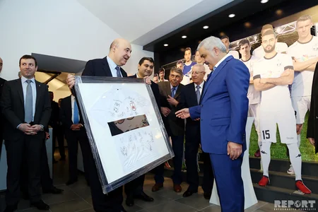 “Neftchi” football club museum and fan shop presented