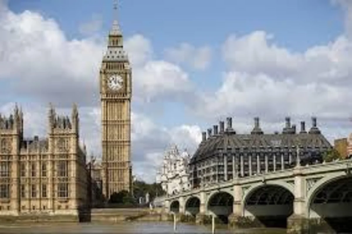 Böyük Britaniya Xuan Quaydonu dəstəklədiyini bildirib