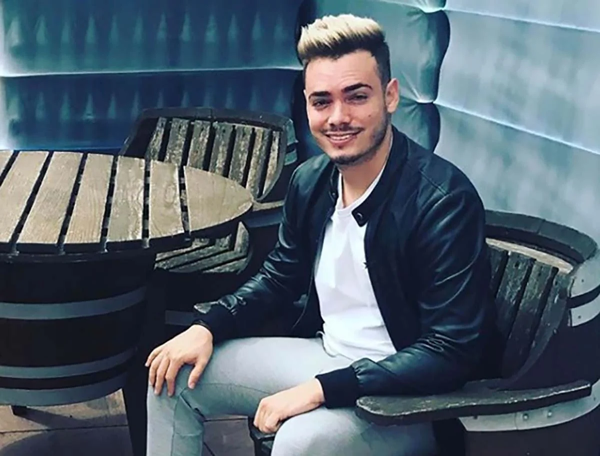 Fidel Kastronun nəvəsi dəbdəbəli avtomobildə gəzir