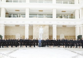 Yeni təyin olunan hakimlər and içiblər